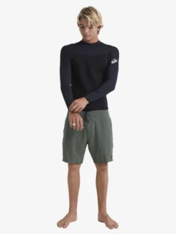 Devant -Magasin De Sports De Surf eqyw803052 quiksilverw kvd0 frt9