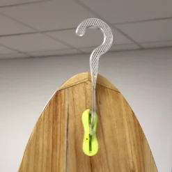 CINTRE POUR SURF FCS II BOARD HANGER -Magasin De Sports De Surf fcs 2015 cintre board hanger 5 06 06 2016 11 24 36