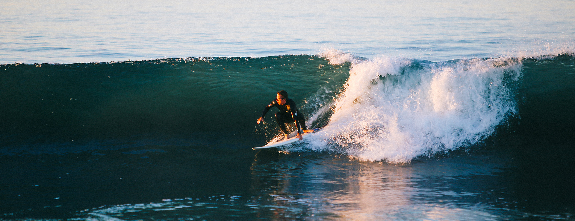 Devant -Magasin De Sports De Surf photo 1493225255756 d9584f8606e9